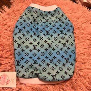 Pet top 12”.  New with tags homemade